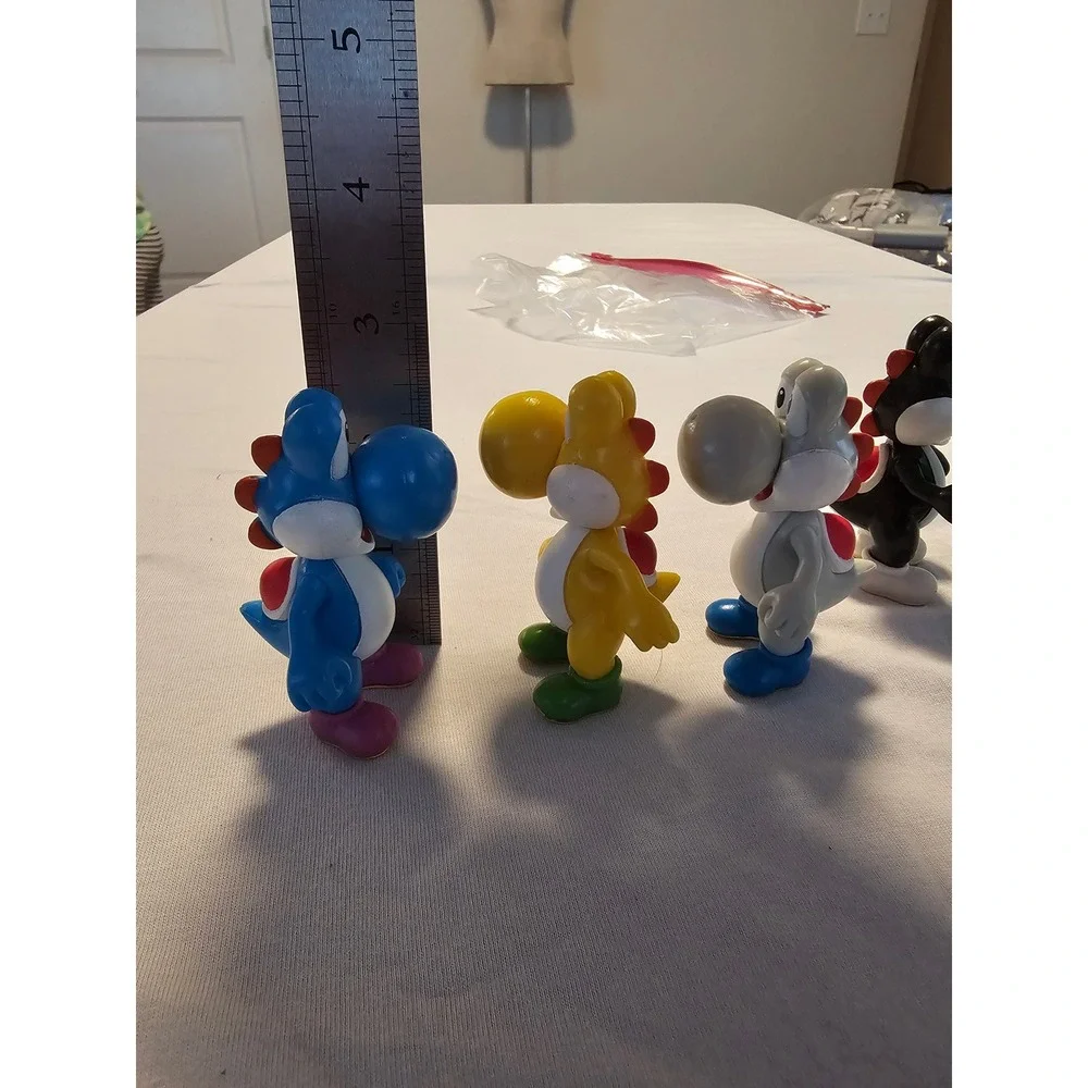Nintendo‎ Super Mario Yoshi Action Figure Set Jakks Pacific Multi Color 5pc 2.5